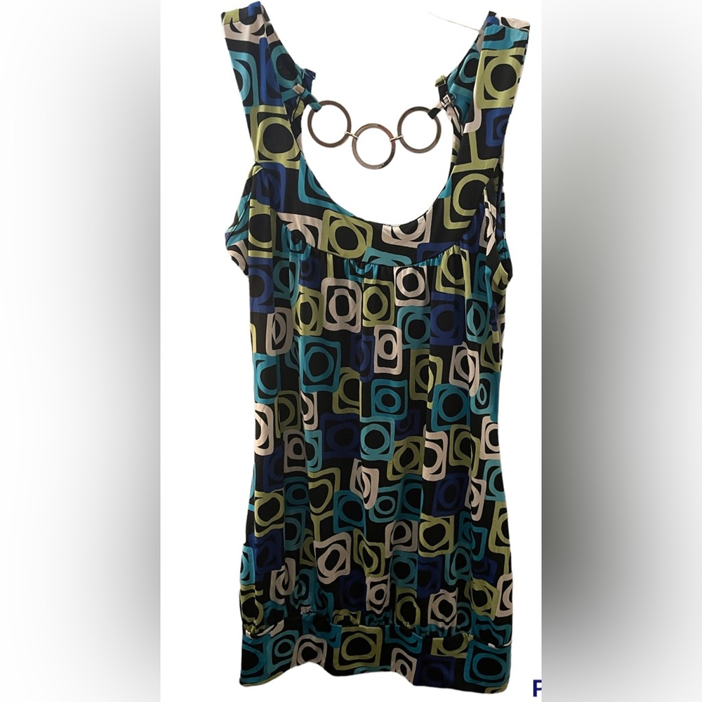 Women’s Dress. Size‎ Small.